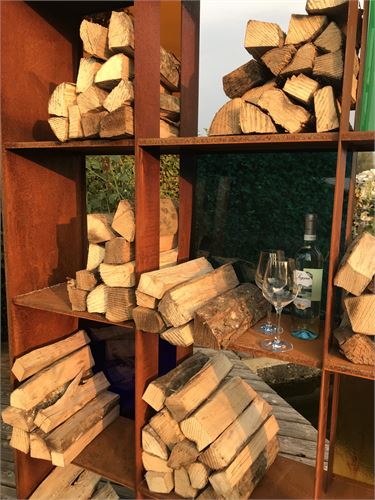 ums metall manufaktur | Holzregale aus Metall für innen und außen